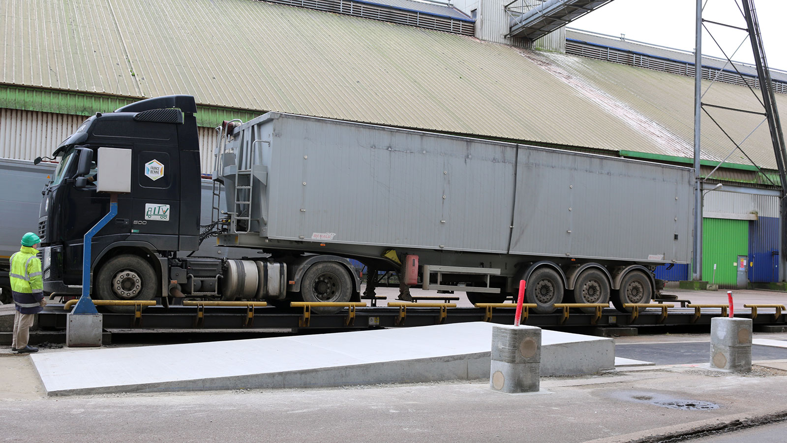 Livraison de graines de colza chez Sénalia